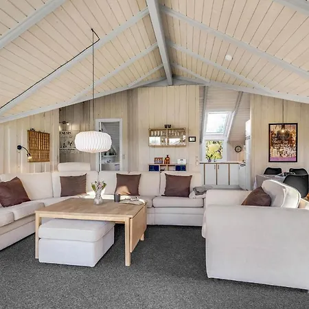 Дом отдыха Stunning Home In Sydals With Sauna